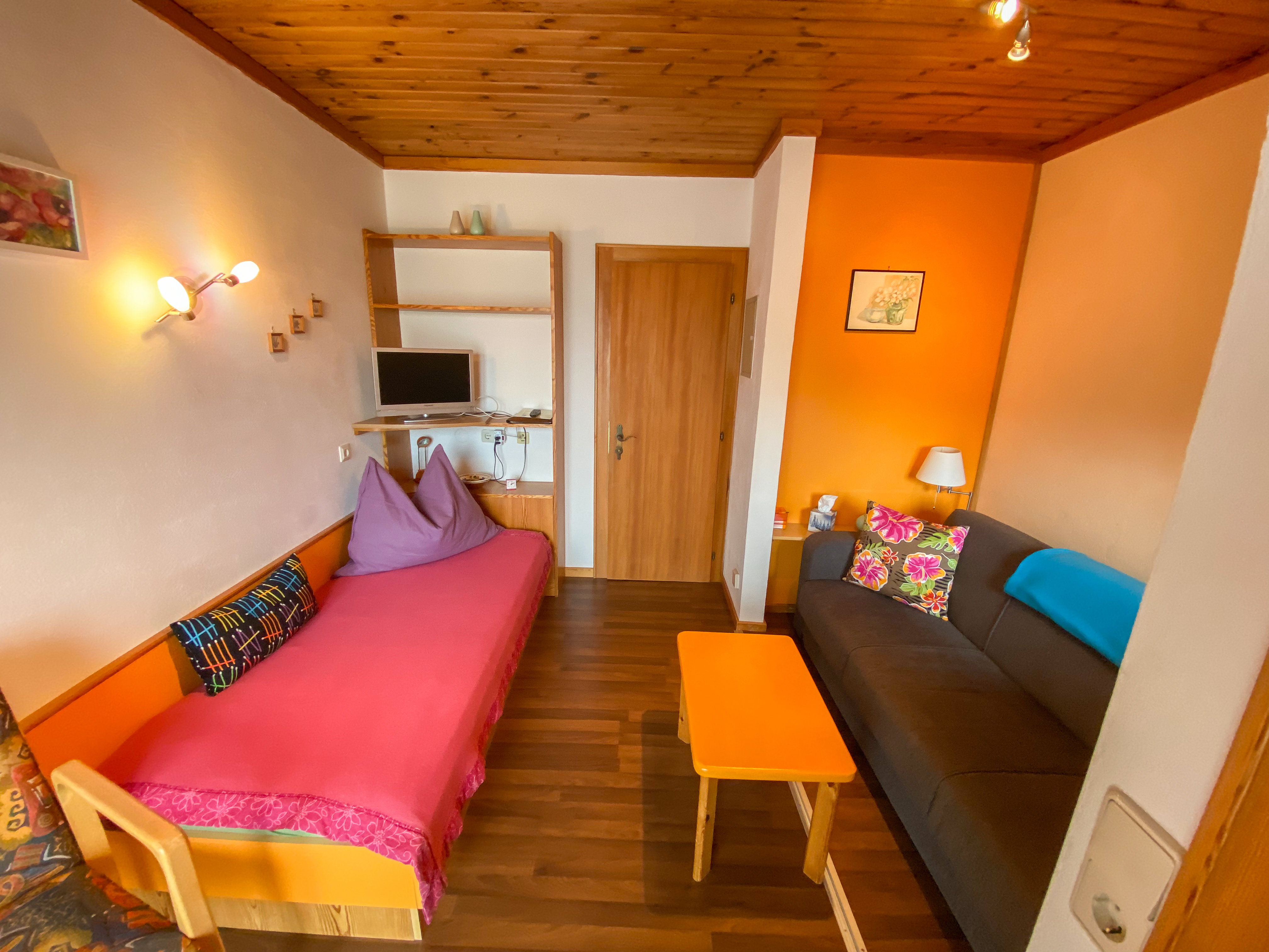 Nº 1 – Helle Ferienwohnung mit Balkon und Morgensonne