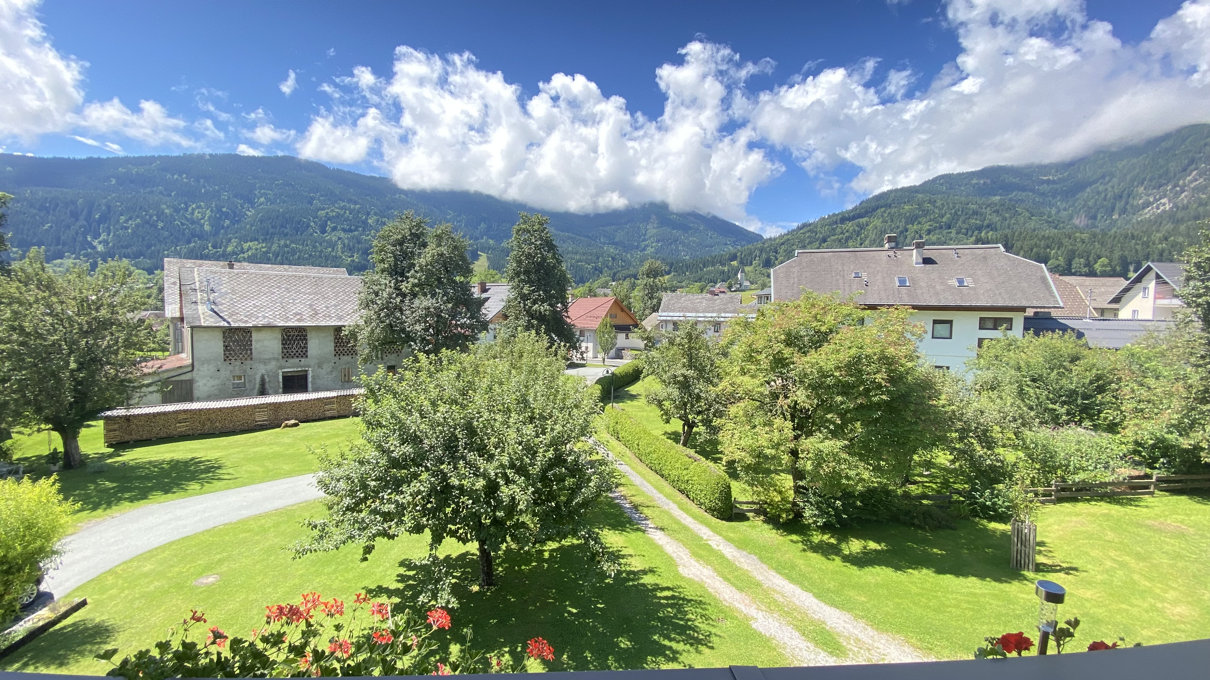 Nº 3 – Sonnige Ferienwohnung mit Südbalkon und Gartenblick