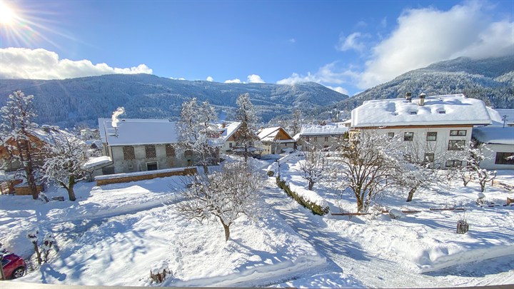 Winterlicher Balkon-Ausblick